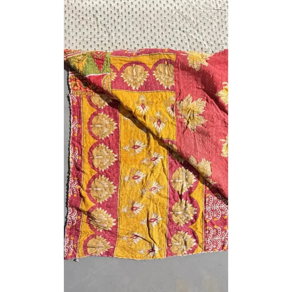 Bedding Handmade Floral Print King Size Bedspread Cotton Kantha Quilt 80 X102